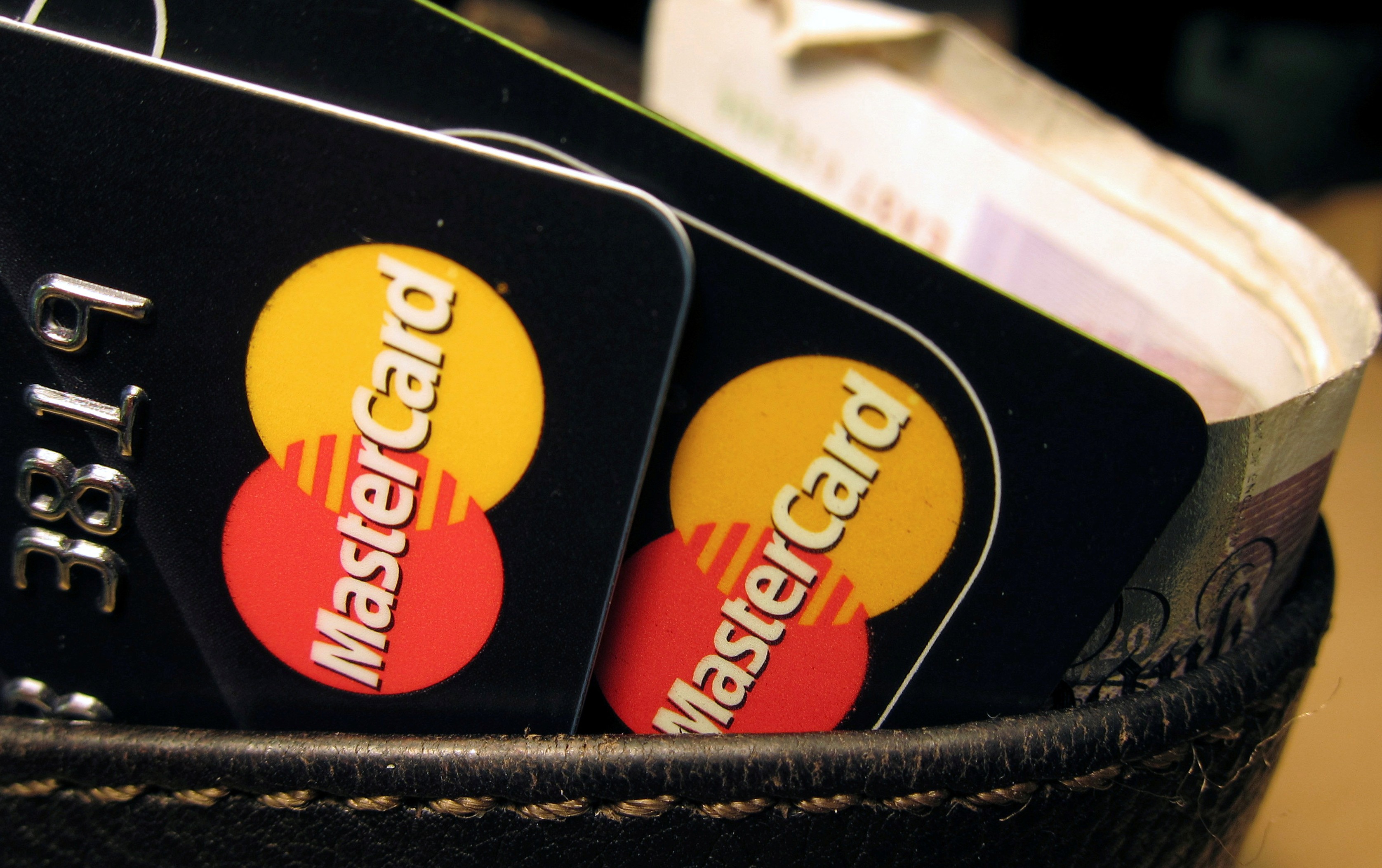 Mastercard é acusada de cobrar tarifas excessivas. — Foto: Reuters